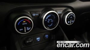 Hyundai Venue 1.6 Flux 2021 года из Южной Кореи