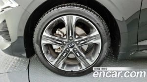 Kia K5 2.0 2020 года из Южной Кореи