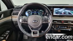 Kia K5 2.0 2020 года из Южной Кореи