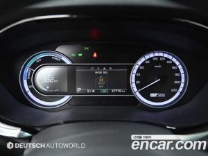 Kia Niro 1.6 HEV 2021 года из Южной Кореи