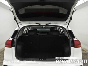Kia Niro 1.6 HEV 2021 года из Южной Кореи