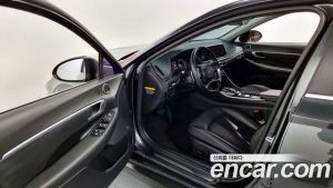 Hyundai Sonata 2.0 2020 года из Южной Кореи