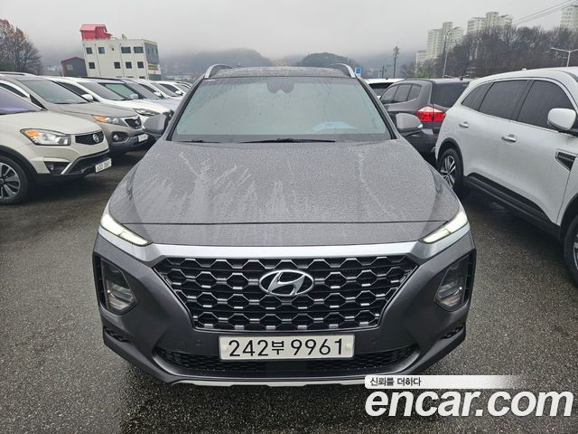 Hyundai Santafe Дизель 2.0 2WD 2020 года из Кореи