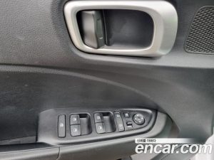 Hyundai Venue 1.6 Modern 2020 года из Южной Кореи