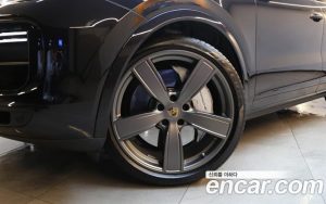 Porsche Cayenne 4.0 Turbo Coupe 2020 года из Южной Кореи