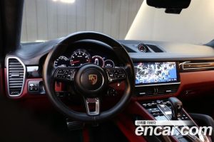 Porsche Cayenne 4.0 Turbo Coupe 2020 года из Южной Кореи