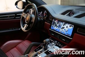 Porsche Cayenne 4.0 Turbo Coupe 2020 года из Южной Кореи