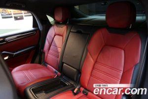 Porsche Cayenne 4.0 Turbo Coupe 2020 года из Южной Кореи