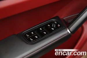 Porsche Cayenne 4.0 Turbo Coupe 2020 года из Южной Кореи