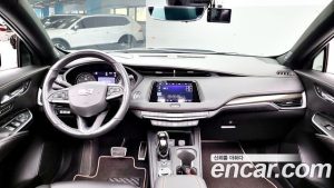Cadillac XT4 2.0 Sport AWD 2021 года из Южной Кореи