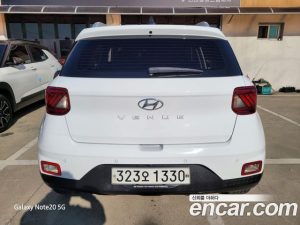Hyundai Venue 1.6 Flux 2020 года из Южной Кореи