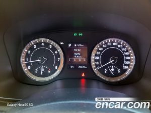 Hyundai Venue 1.6 Flux 2020 года из Южной Кореи