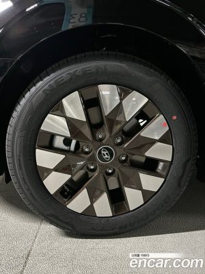 Hyundai Staria 4WD Lounge 9-Seater 2024 года из Южной Кореи