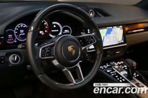 Porsche Cayenne 3.0 2021 года из Южной Кореи