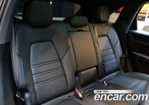 Porsche Cayenne 3.0 2021 года из Южной Кореи