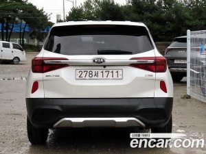 Kia Seltos Бензин 1.6 Turbo 2WD 2022 года из Южной Кореи