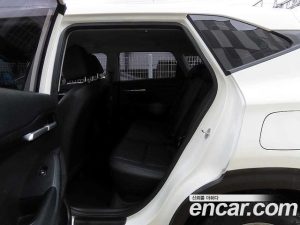 Kia Seltos Бензин 1.6 Turbo 2WD 2022 года из Южной Кореи