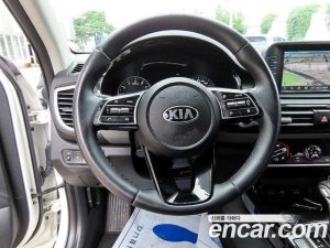 Kia Seltos Бензин 1.6 Turbo 2WD 2022 года из Южной Кореи
