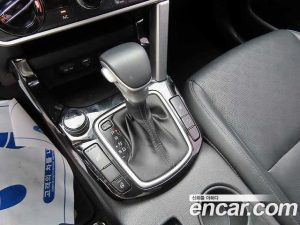 Kia Seltos Бензин 1.6 Turbo 2WD 2022 года из Южной Кореи