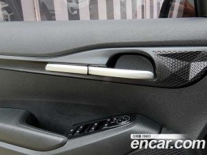 Kia Seltos Бензин 1.6 Turbo 2WD 2022 года из Южной Кореи