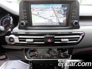 Kia Seltos Бензин 1.6 Turbo 2WD 2022 года из Южной Кореи