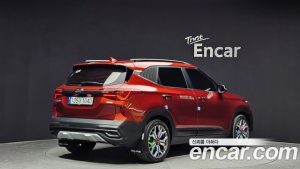Kia Seltos Бензин 1.6 Turbo 2WD 2022 года из Южной Кореи