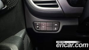 Kia Seltos Бензин 1.6 Turbo 2WD 2020 года из Южной Кореи