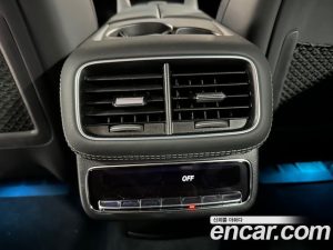 Mercedes-Benz GLS-Class GLS580 4MATIC 2023 года из Южной Кореи