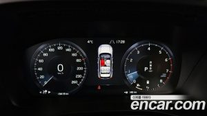 Volvo XC40 B4 Inscription 2021 года из Южной Кореи