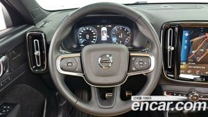 Volvo XC40 B4 Inscription 2021 года из Южной Кореи