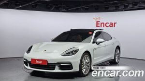Porsche Panamera 2.9 AWD E-하이브리드 2020 года из Южной Кореи