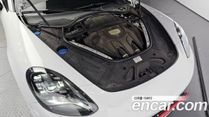 Porsche Panamera 2.9 AWD E-하이브리드 2020 года из Южной Кореи