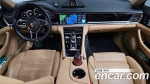 Porsche Panamera 2.9 AWD E-하이브리드 2020 года из Южной Кореи