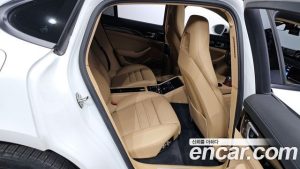 Porsche Panamera 2.9 AWD E-하이브리드 2020 года из Южной Кореи