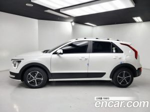 Kia Niro Prestige 2024 года из Южной Кореи