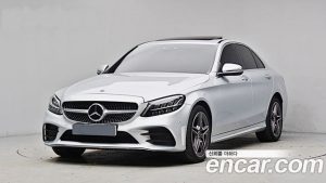 Mercedes-Benz C-Class C200 AMG Line 2021 года из Южной Кореи