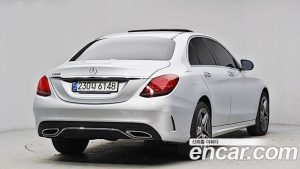 Mercedes-Benz C-Class C200 AMG Line 2021 года из Южной Кореи