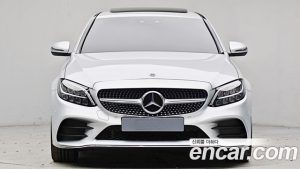 Mercedes-Benz C-Class C200 AMG Line 2021 года из Южной Кореи