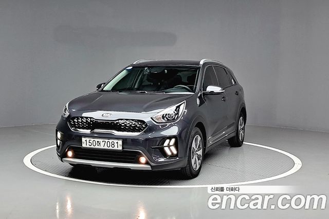 Kia Niro 1.6 HEV 2020 года из Кореи