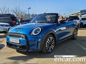 Mini Cooper Convertible CLASSIC 2024 года из Южной Кореи