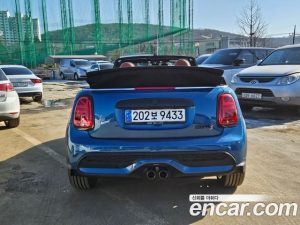 Mini Cooper Convertible CLASSIC 2024 года из Южной Кореи