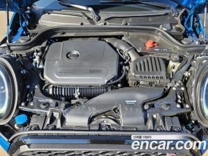 Mini Cooper Convertible CLASSIC 2024 года из Южной Кореи
