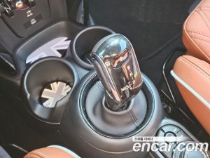Mini Cooper Convertible CLASSIC 2024 года из Южной Кореи
