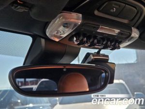 Mini Cooper Convertible CLASSIC 2024 года из Южной Кореи