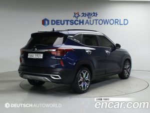 Kia Seltos Дизель 1.6 4WD 2020 года из Южной Кореи