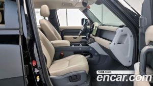 Land Rover Defender 110 D250 SE 2023 года из Южной Кореи