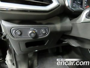 ChevroletGMDaewoo Trailblazer 1.3 Turbo 2WD 2022 года из Южной Кореи