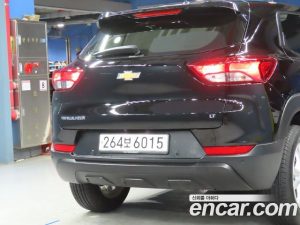 ChevroletGMDaewoo Trailblazer 1.3 Turbo 2WD 2022 года из Южной Кореи