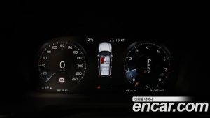 Volvo V60 T5 PRO AWD 2020 года из Южной Кореи