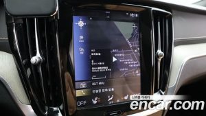 Volvo V60 T5 PRO AWD 2020 года из Южной Кореи